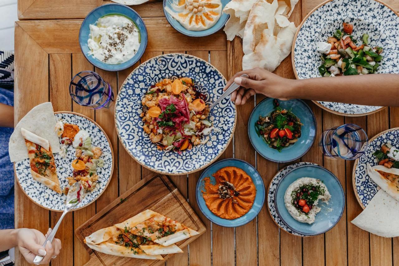 Lux* Grand Gaube Resort & Villas Екстериор снимка A selection of Turkish cuisine