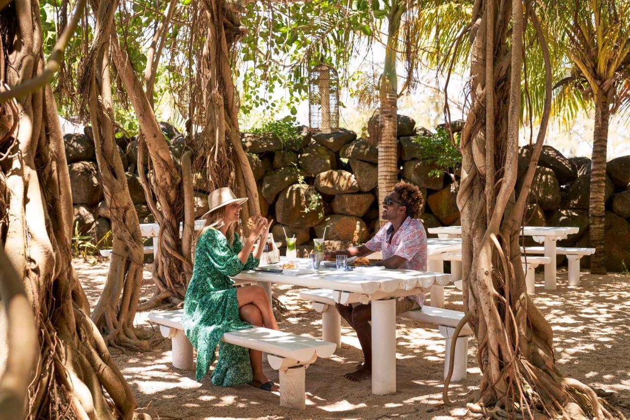 Lux* Grand Gaube Resort & Villas Екстериор снимка The Banyan Tree
