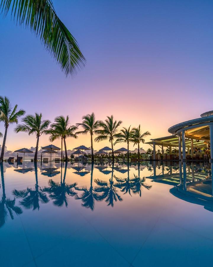 Lux* Grand Gaube Resort & Villas Екстериор снимка The Westin Resort and Spa, Nusa Dua