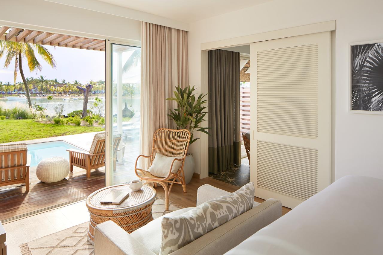 Lux* Grand Gaube Resort & Villas Екстериор снимка A room at the resort
