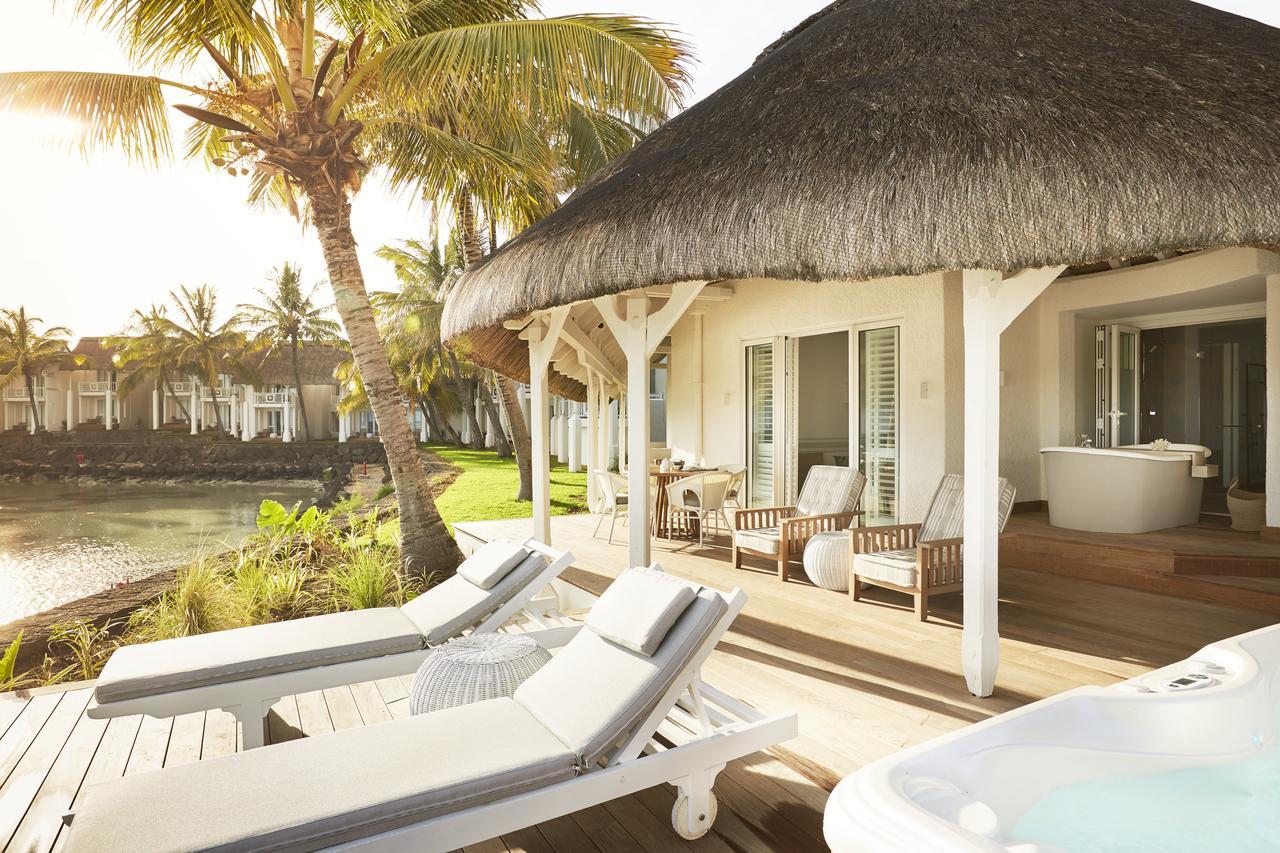 Lux* Grand Gaube Resort & Villas Екстериор снимка Beachfront Suite
